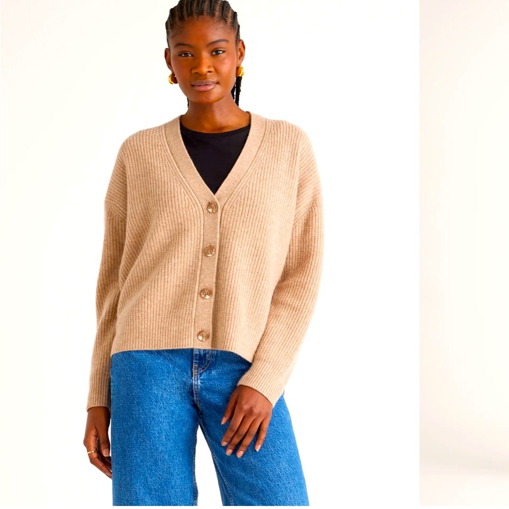 Quince Mongolian Cashmere Cropped Fisherman Cardigan Sweater. Never worn.